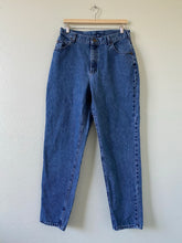 Load image into Gallery viewer, Waist 30 Vintage High Waisted LEE Jeans