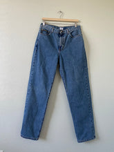 Load image into Gallery viewer, Waist 30 Vintage Calvin Klein Jeans