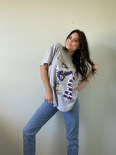 Load image into Gallery viewer, Vintage Bugs Bunny Tee