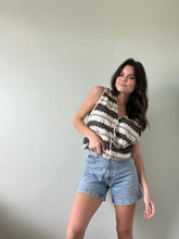 Load image into Gallery viewer, Vintage Patterned Vest Sweater