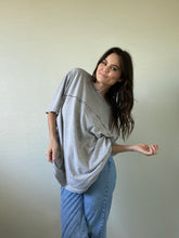 Load image into Gallery viewer, Vintage Tommy Hilfiger Tee