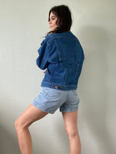 Load image into Gallery viewer, Vintage Wrangler Denim Jacket