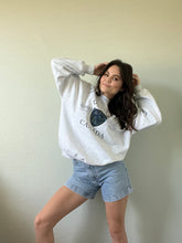 Load image into Gallery viewer, Vintage Graphic Pullover
