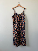 Load image into Gallery viewer, Vintage Floral Dress