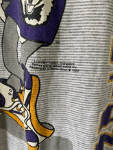 Load image into Gallery viewer, Vintage Bugs Bunny Tee