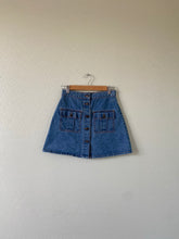 Load image into Gallery viewer, Waist 26 Vintage High Waisted Skirt