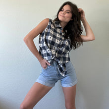 Load image into Gallery viewer, Vintage Sleeveless Floral Blouse