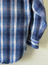 Load image into Gallery viewer, Vintage Oversized Flannel