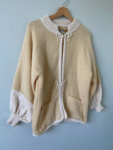 Load image into Gallery viewer, Vintage Neutral Sweater Blouse