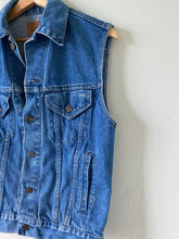 Load image into Gallery viewer, Vintage Denim Vest