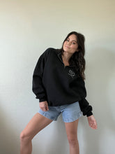 Load image into Gallery viewer, Vintage Graphic Pullover