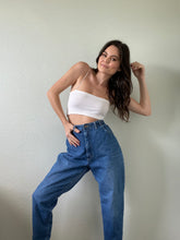 Load image into Gallery viewer, Waist 33 Vintage High Waisted LEE Jeans
