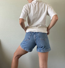 Load image into Gallery viewer, Vintage Graphic Sporty Tee