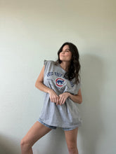 Load image into Gallery viewer, Vintage CUBS Sleeveless Tee