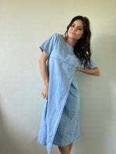 Load image into Gallery viewer, Vintage Midi Denim Dress