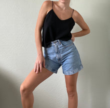 Load image into Gallery viewer, Vintage Flowy Top