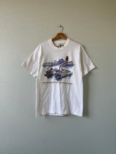 Load image into Gallery viewer, Vintage Cincinnati Graphic Tee