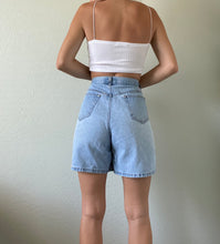 Load image into Gallery viewer, Waist 32 Vintage High Waisted Shorts