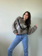 Load image into Gallery viewer, Vintage Pullover Sweater