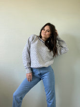 Load image into Gallery viewer, Vintage Pullover Sweater