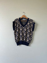 Load image into Gallery viewer, Vintage Sweater Vest