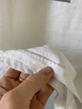 Load image into Gallery viewer, Vintage Pittsburgh Tee