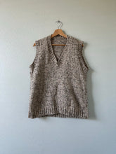 Load image into Gallery viewer, Vintage Sweater Vest