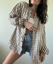 Load image into Gallery viewer, Vintage Patterned Shirt
