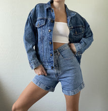 Load image into Gallery viewer, Vintage GUESS Jean Jacket