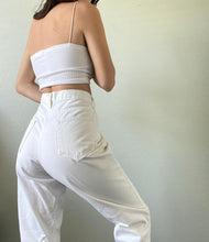 Load image into Gallery viewer, Waist 31 Vintage High Waisted Jeans