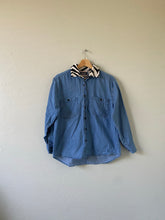 Load image into Gallery viewer, Vintage Chambray Button Up
