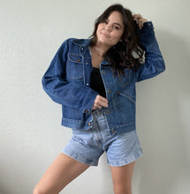 Load image into Gallery viewer, Vintage Wrangler Denim Jacket
