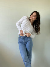 Load image into Gallery viewer, Vintage White Sweater