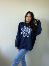 Load image into Gallery viewer, Vintage Snowflake Pullover