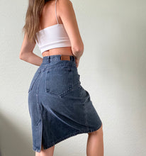 Load image into Gallery viewer, Waist 30 Vintage High Waisted Calvin Klein Skirt
