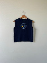 Load image into Gallery viewer, Vintage Nike Crop Top
