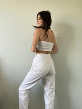 Load image into Gallery viewer, Waist 31 Vintage High Waisted Jeans