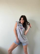 Load image into Gallery viewer, Vintage CUBS Sleeveless Tee