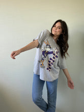 Load image into Gallery viewer, Vintage Bugs Bunny Tee