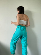 Load image into Gallery viewer, Waist 30 Vintage Parachute Pants