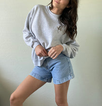 Load image into Gallery viewer, Vintage Graphic Pullover