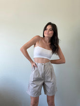 Load image into Gallery viewer, Waist 30 Vintage High Waisted Pleated Shorts
