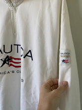 Load image into Gallery viewer, Graphic Nautica Pullover
