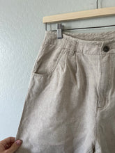 Load image into Gallery viewer, Waist 29 Vintage Linen Blend Shorts
