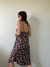Load image into Gallery viewer, Vintage Floral Dress

