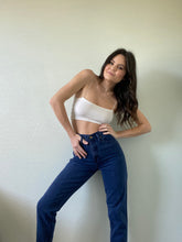 Load image into Gallery viewer, Waist 25 Vintage High Waisted Jeans
