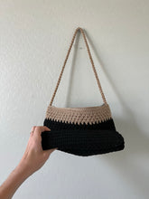Load image into Gallery viewer, Vintage the SAK Purse
