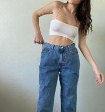 Load image into Gallery viewer, Waist 30 Vintage Calvin Klein Jeans
