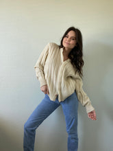 Load image into Gallery viewer, Vintage Zipped Sweater
