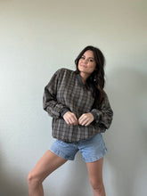 Load image into Gallery viewer, Vintage Plaid Pullover Jacket
